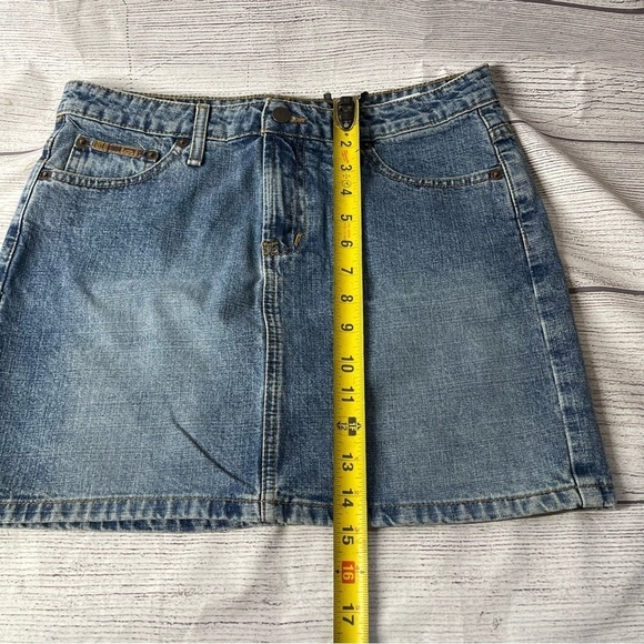Vintage Y2K 2000s Era L.E.I. Juniors size 9 Short Jean Skirt - Picture 7 of 8